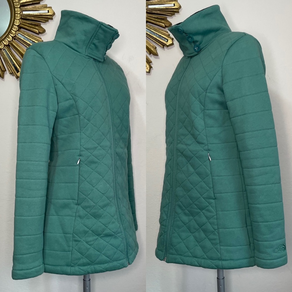 The North Face Caroluna Button Zip Quilted Jacket - Picture 10 of 16